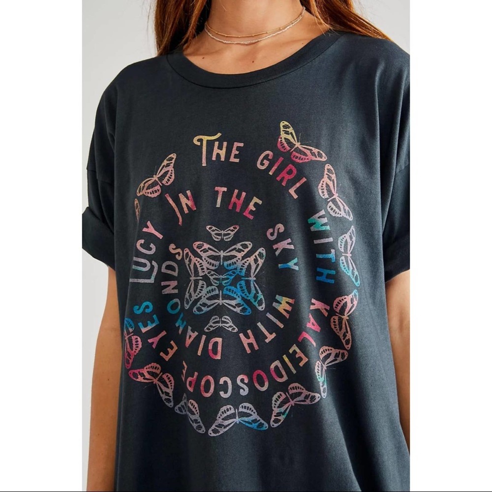 NEW Free People x Daydreamer The Girl With The Kaleidoscope Merch Tee - Picture 2 of 13